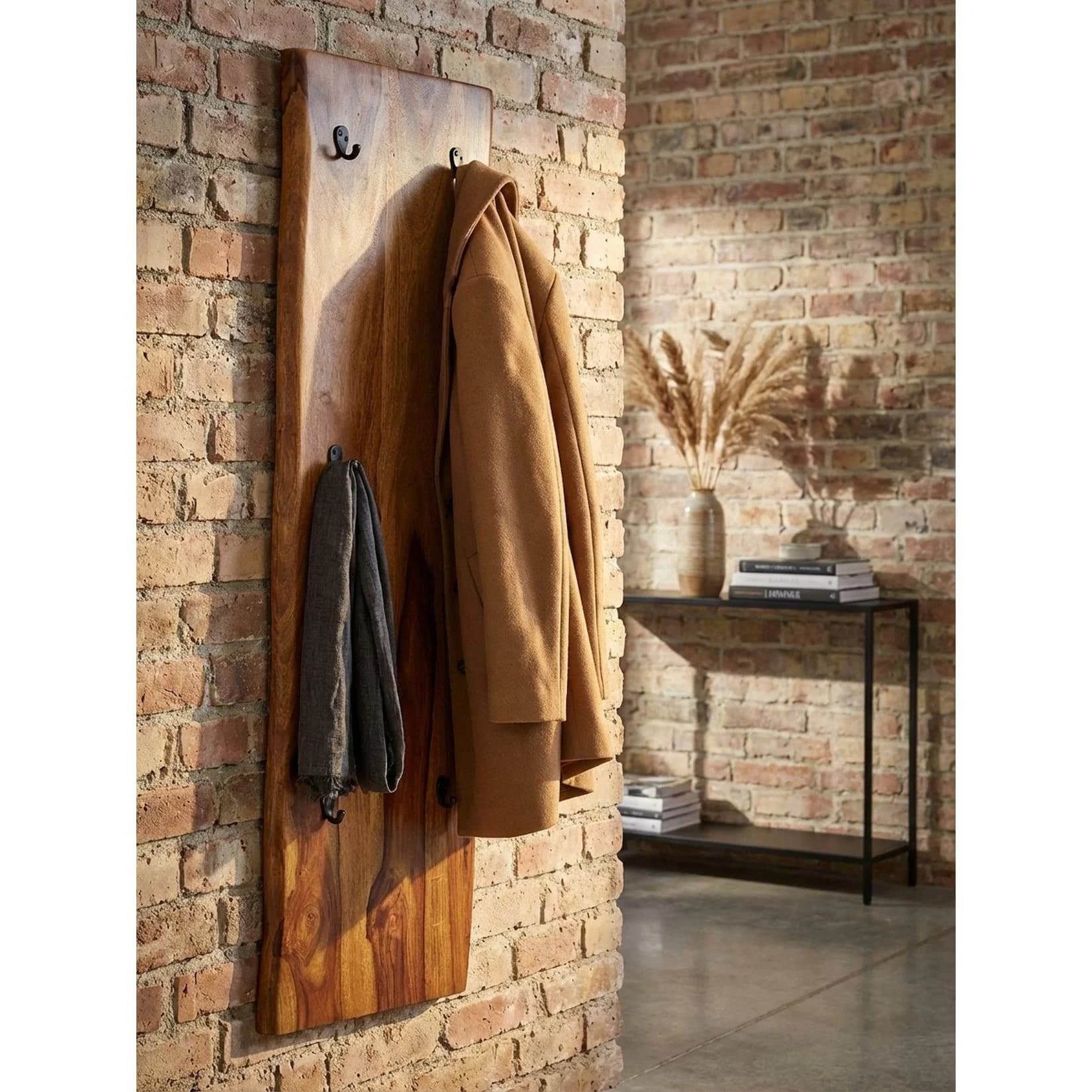 KADIMA DESIGN Wandgarderobe Massivholz Metall Modern mit Baumkante