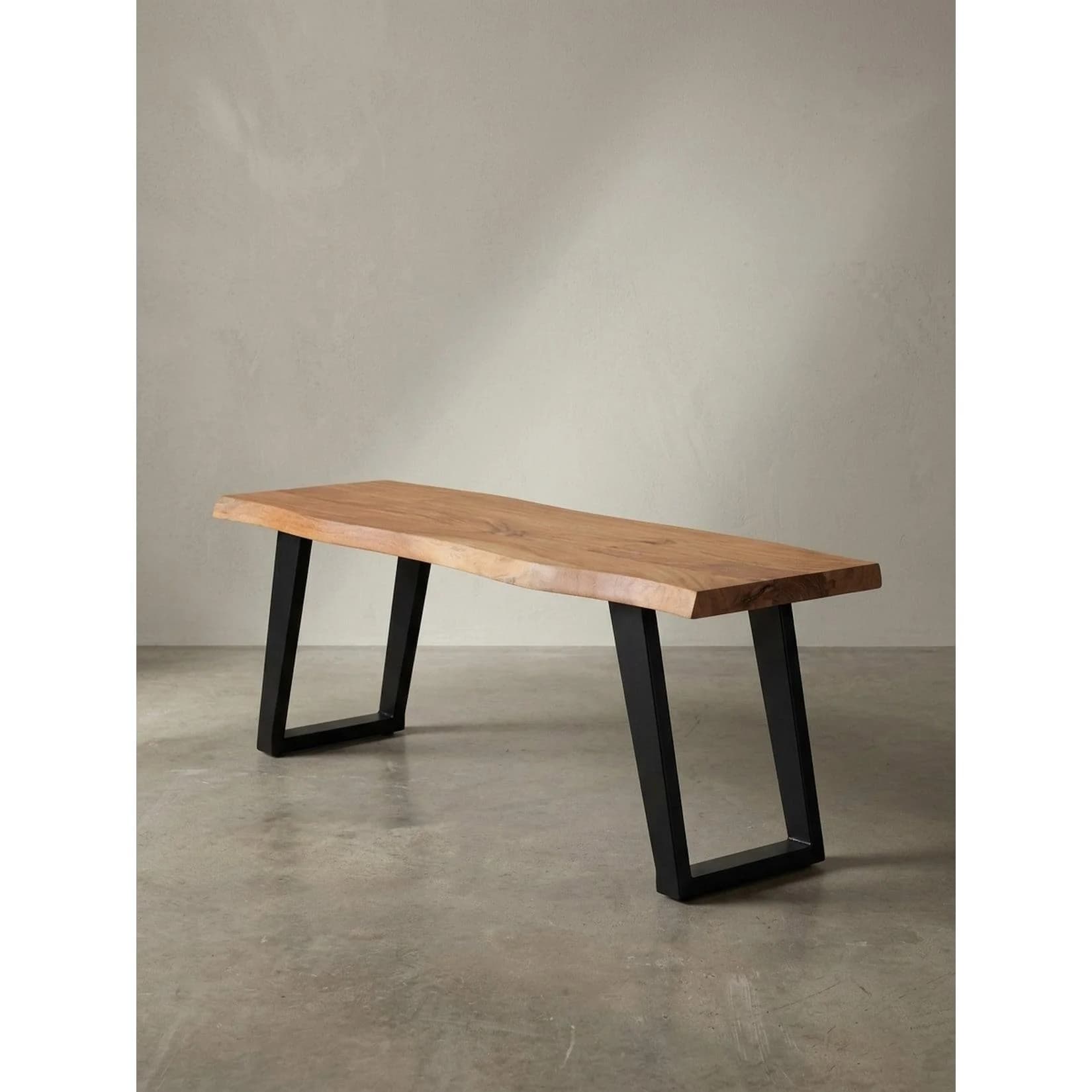 KADIMA DESIGN Sitzbank Akazie Massivholz Metall mit Baumkante