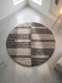 KADIMA DESIGN Teppich WERFEN Shaggy Langflor Taupe Kariert Bild 1