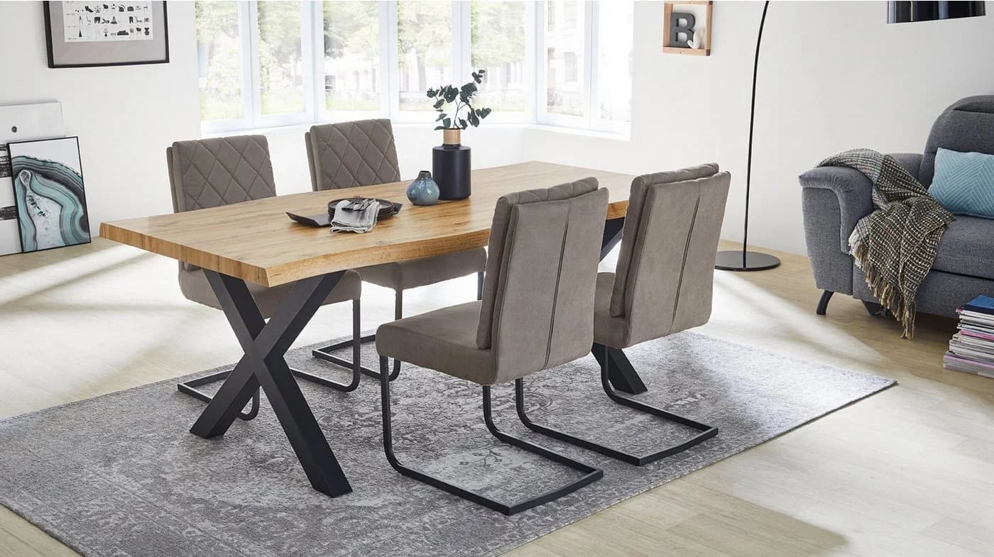 Die Möbelfundgrube® Baumkantentisch MARLON Industrial Wildeiche Schwarz