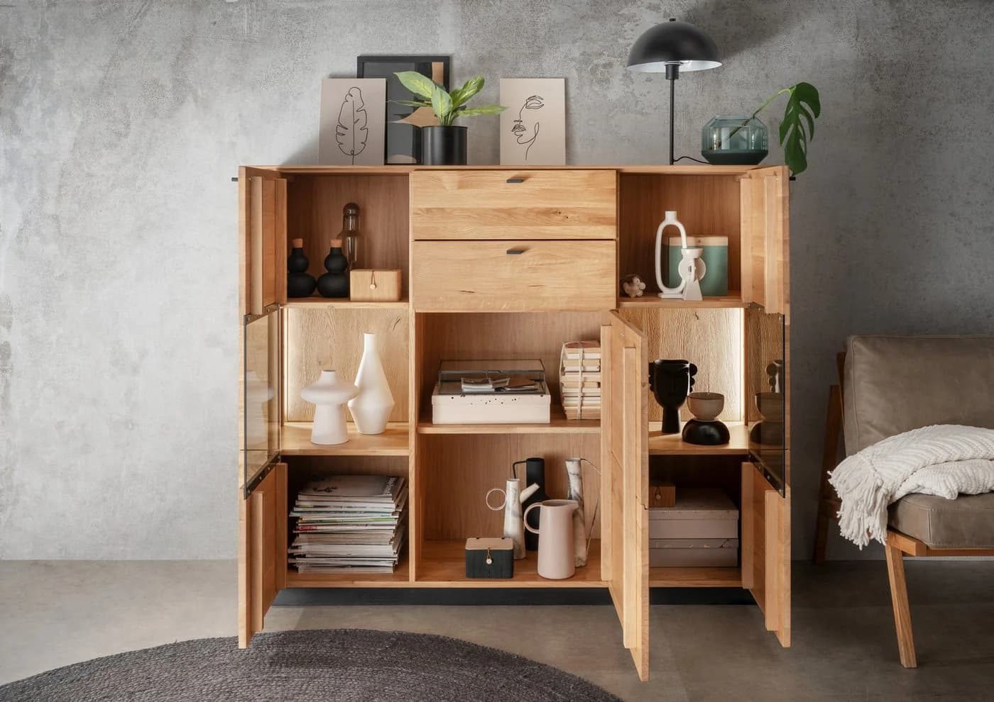 Woodroom Highboard Zwettl Wildeiche massiv geölt mit Rauchglas - Bild 5