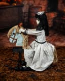 Horror-Shop Animiertes Schaukelpferd mit Geisterpuppe 72cm Bild 3
