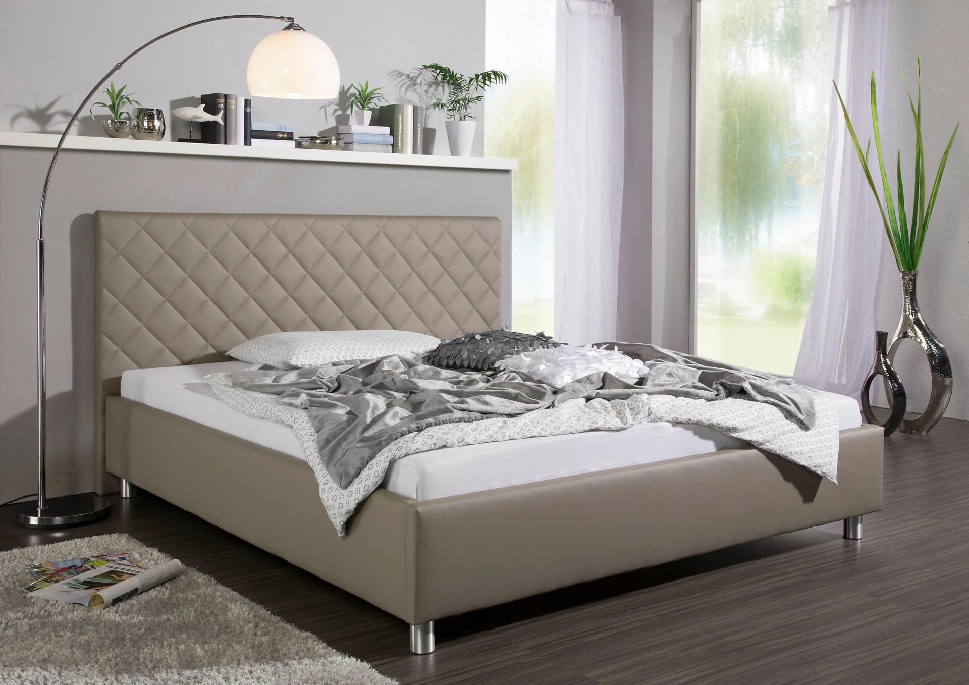 Polsterbett MAINTAL Bloomington Taupe mit Kunstlederbezug