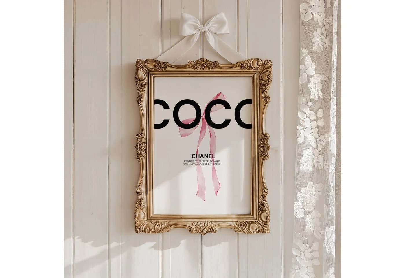 JUSTGOODMOOD Poster Premium Coco Chanel Zitat Rosa Schleife - Bild 5