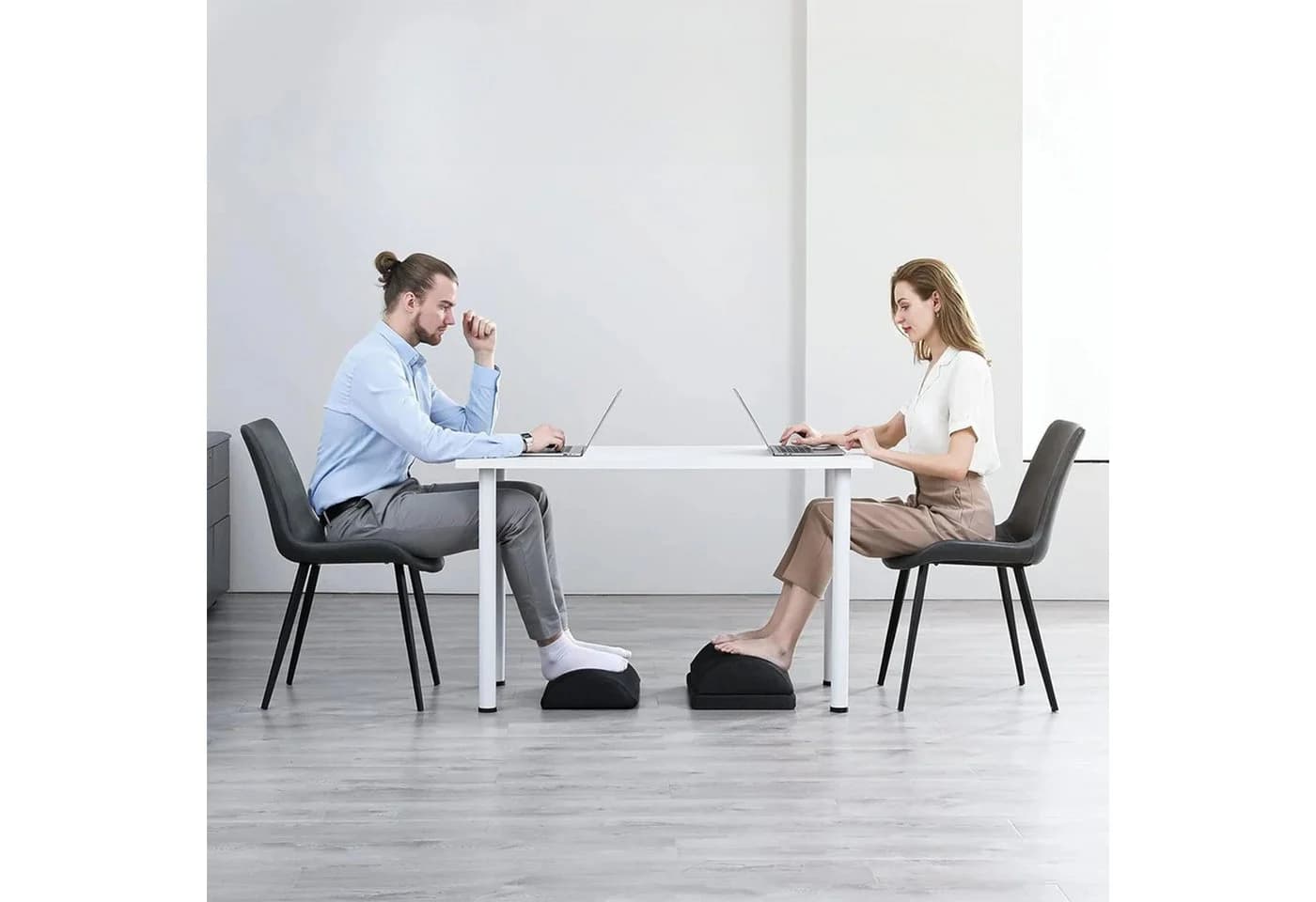 Ergonomische, höhenverstellbare Fußstütze - Bild 4