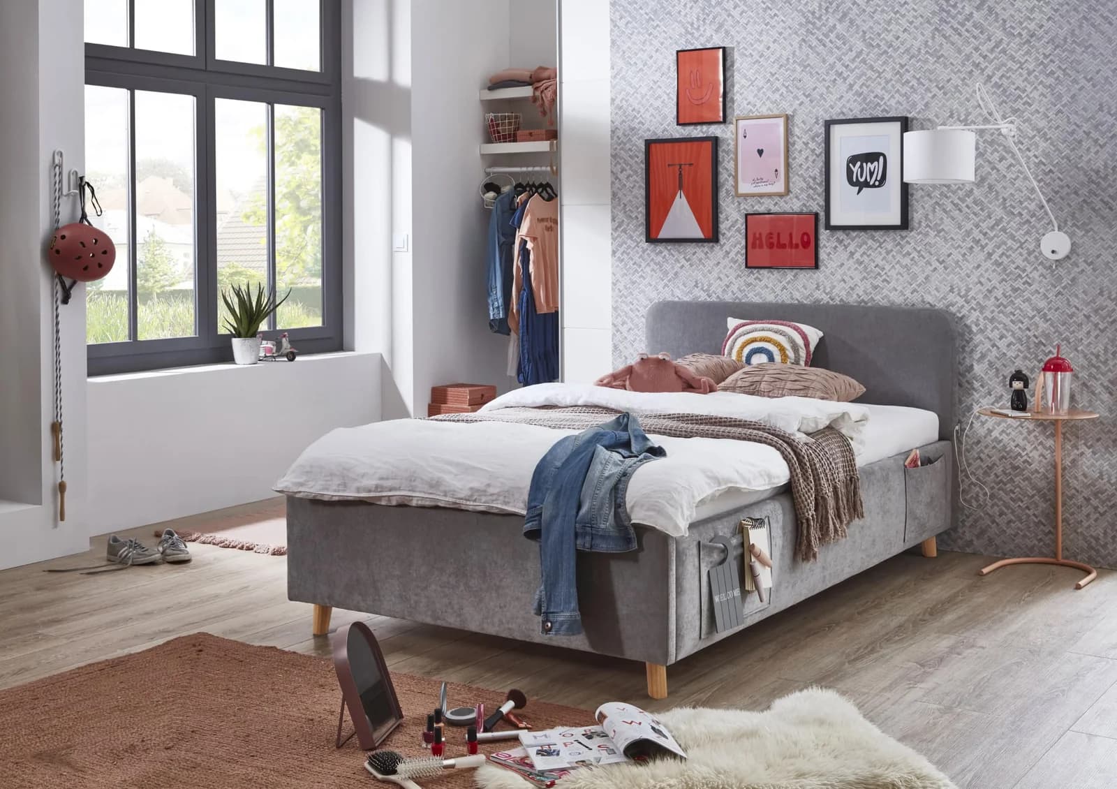 Meise Möbel Kinderbett Cosy grau mit Bettkasten und USB-Anschluss