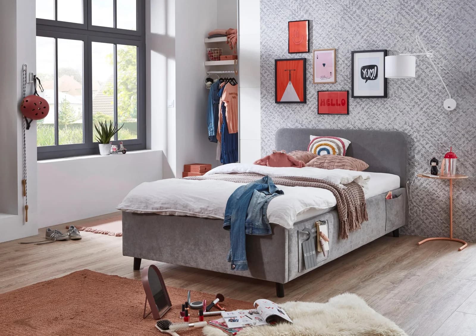 Meise Möbel Kinderbett Cosy grau mit Bettkasten und USB-Anschluss