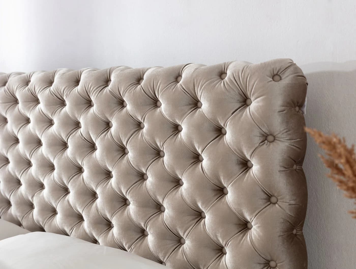 yourhouse24 Boxbett Castel Chesterfield Velours grau mit Bettkästen - Bild 3