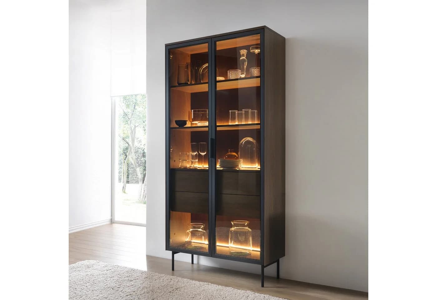 yourhouse24 Glasvitrine LUMI mit LED-Beleuchtung Eiche Dunin oder Kaschmir Riffelglas
