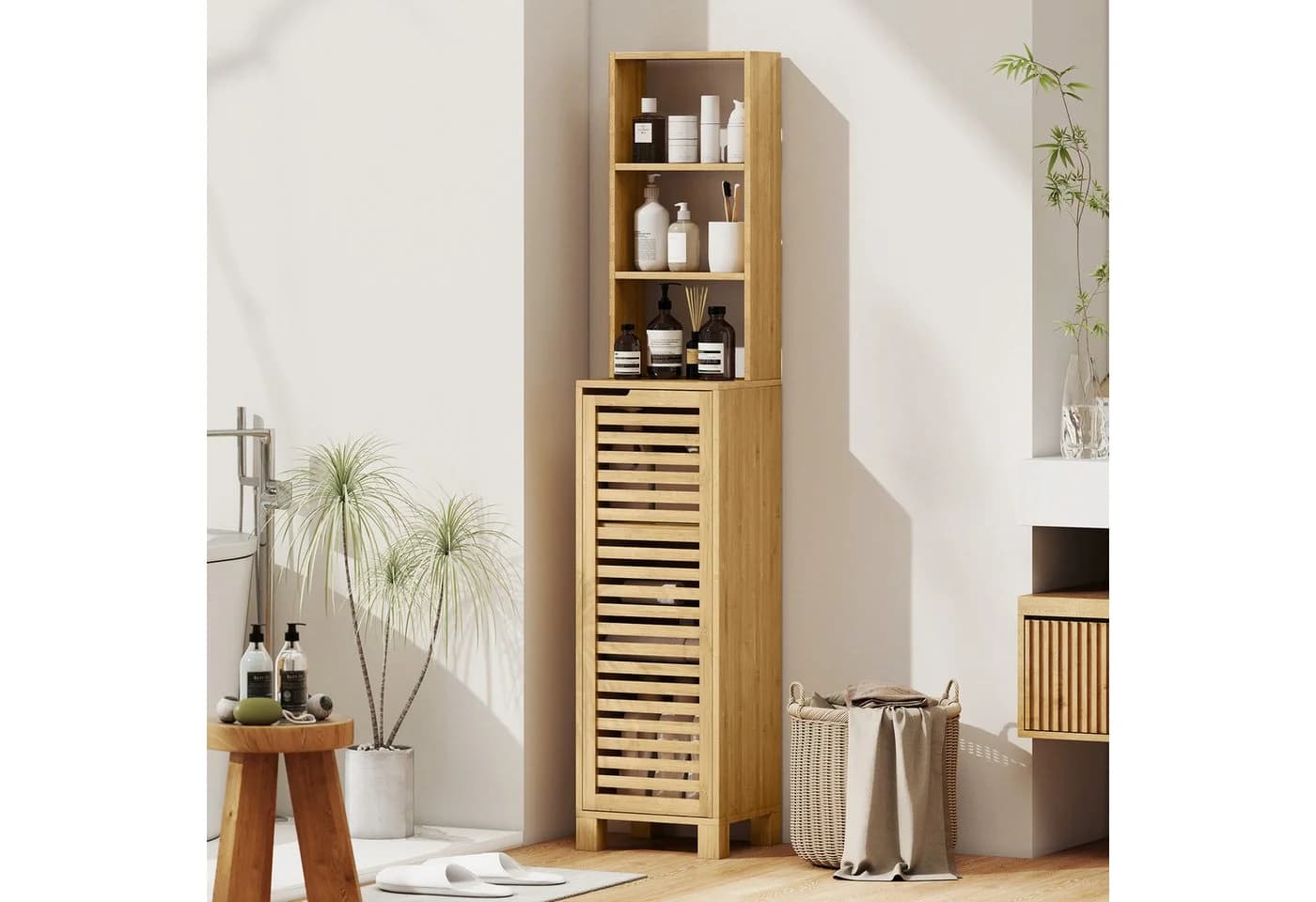 HOMCOM Badkommode mit 3 offenen Regalen, verstellbaren Regalen, Lamellentür - Bild 2