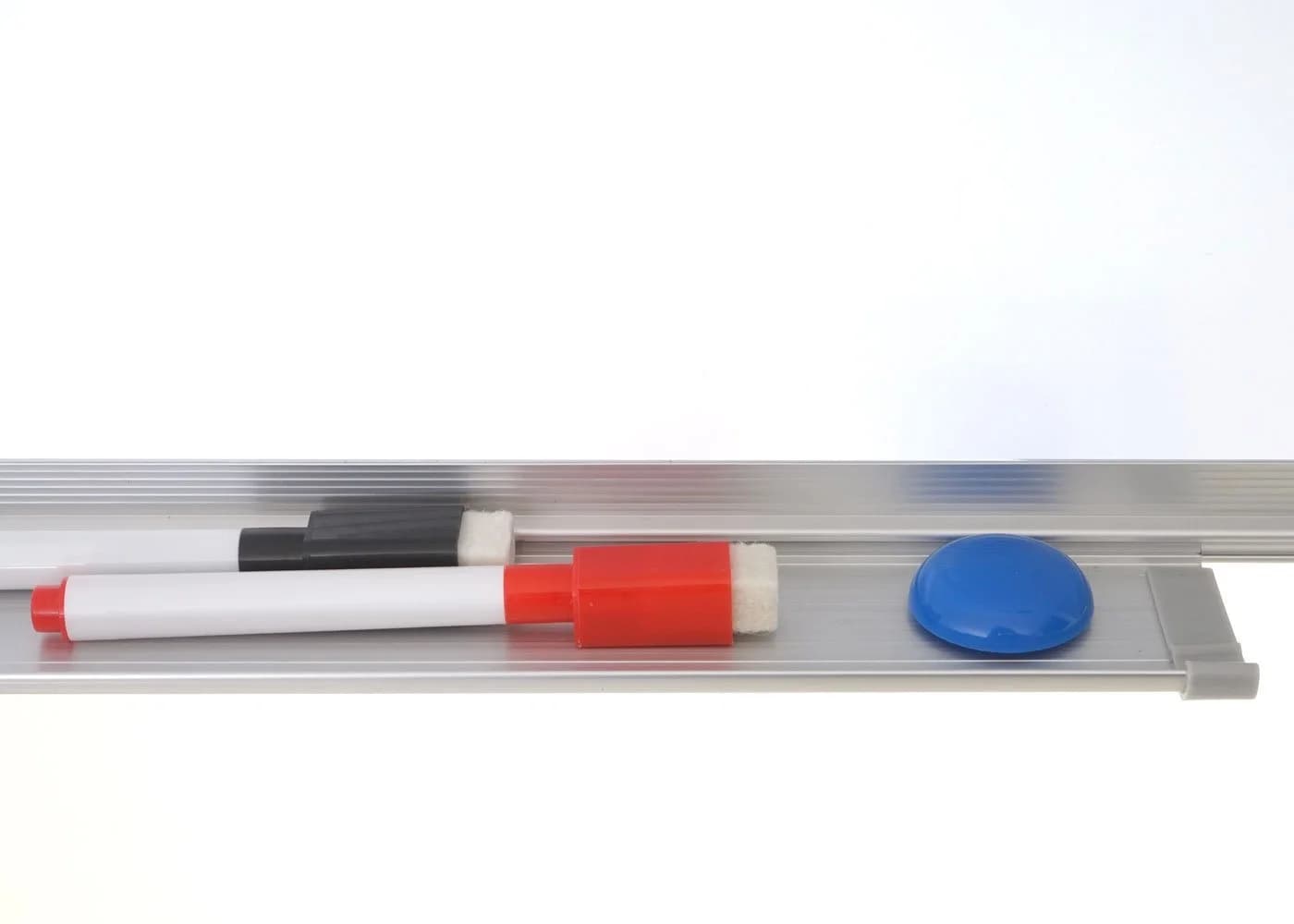 PROREGAL® Magnettafel Whiteboard mit praktischem Stifthalter - Bild 4