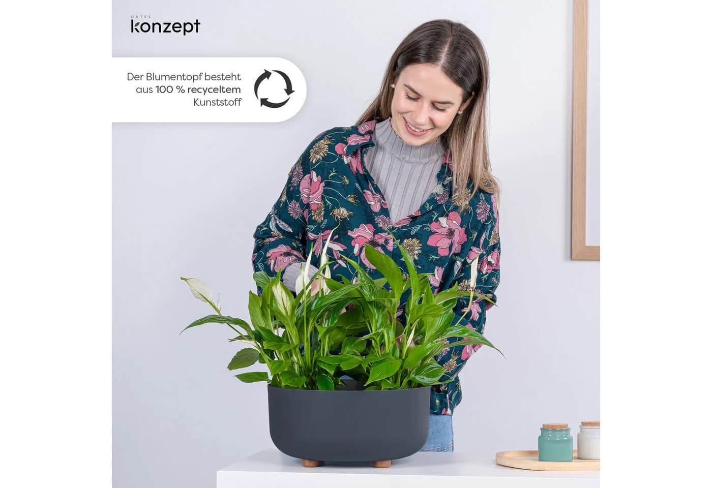 KONZEPT Blumentopf mit Füßen Ø 30 cm Schwarz