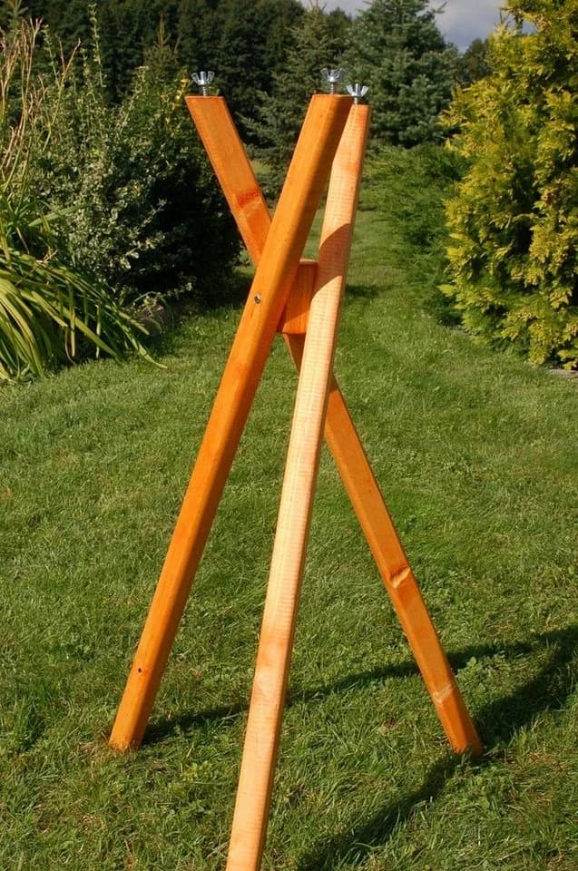 DSH DEKO SHOP HANNUSCH Vogelhaus Standfuß Dreibein Holz