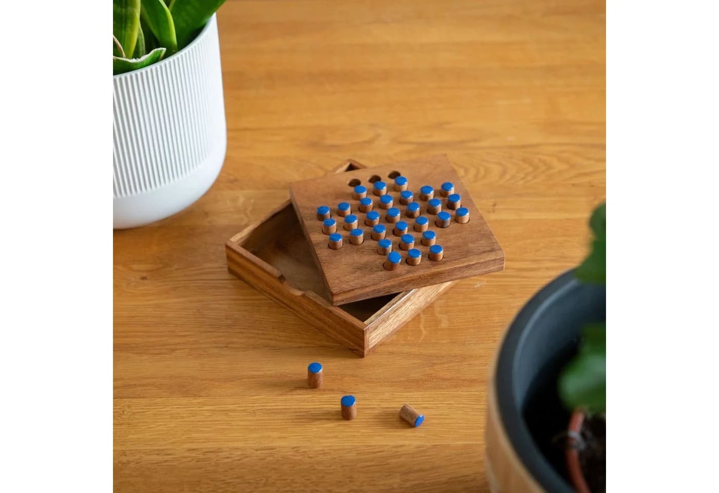 Logoplay Holzspiele Solitär Gr. L - Blaue Stecker - 13x13 cm - Bild 4