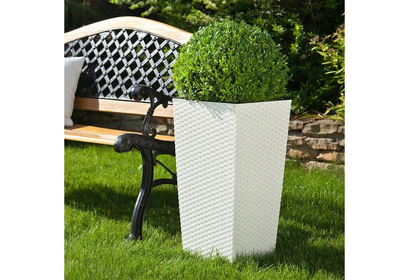 KAGM Blumenkübel XL Rattan-Optik mit Pflanzeneinsatz