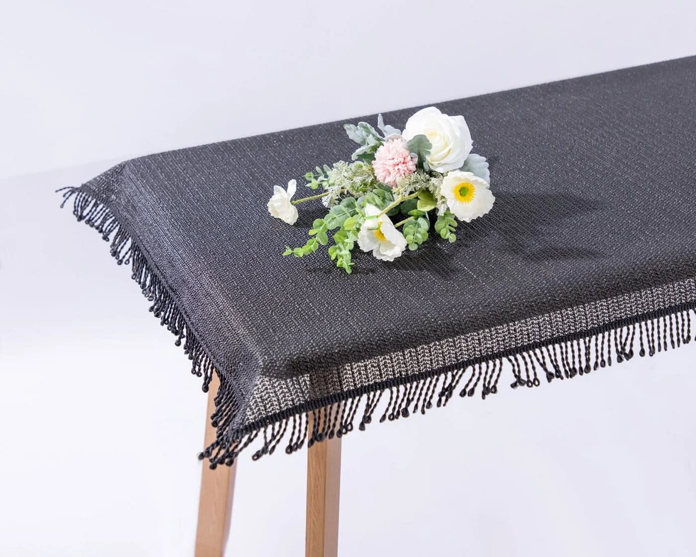 texpot Tischdecke mit Fransen Schwarz PVC wetterfest