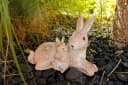 Arnusa Gartenfigur Kaninchen Familie Polyresin Bild 1