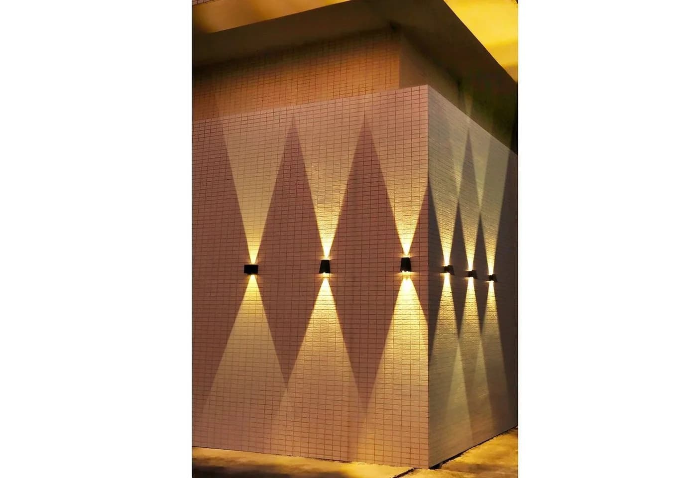 Arnusa LED Außen-Wandleuchte Solar Warmweiß Kabellos - Bild 3