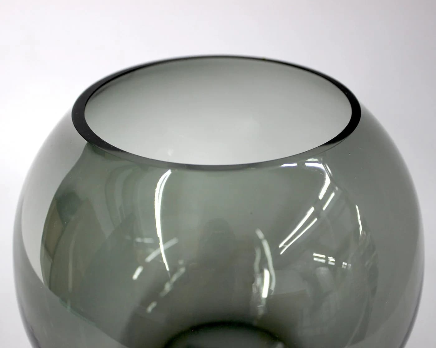 Signature Home Collection Kugelvase Glas rund bernstein grau Glasvase handgemacht Tischvase - Bild 3