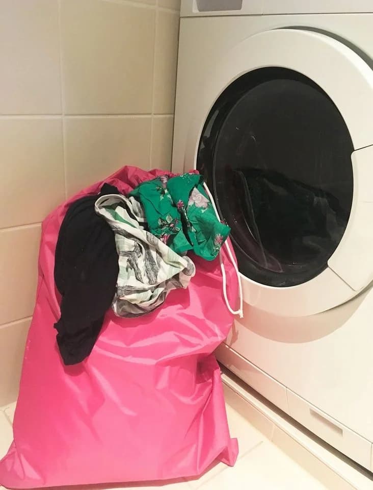 ZOLLNER24 Wäschesack Rosa 100% Polyester Wasserabweisend mit Kordelzug