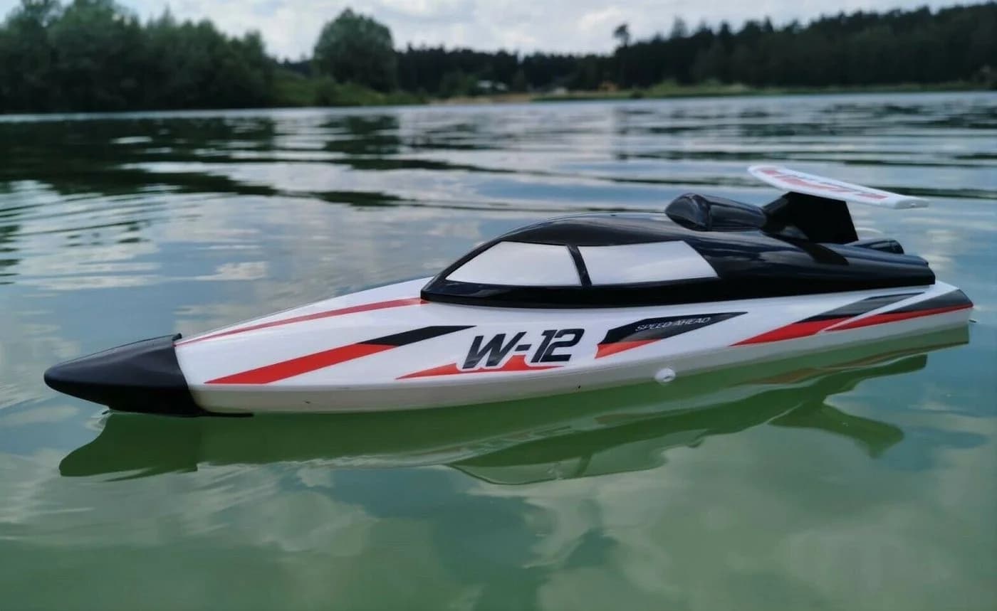 BruKa RC-Boot TIGER SHARK W-12 2,4 Ghz Speedboot - Bild 3