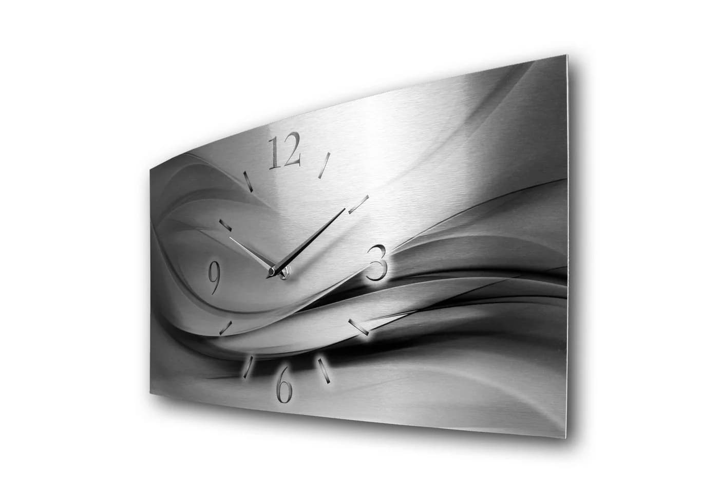 Moderne Wanduhr aus Aluminium in Silber Metallic