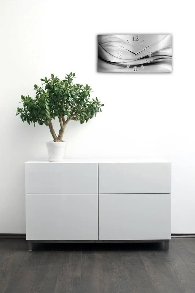 Moderne Wanduhr aus Aluminium in Silber Metallic - Bild 4