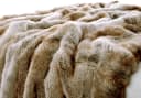 Wohndecke Felldecke Kunstfell Wolf hell gestreift Grau Braun Beige Bild 1