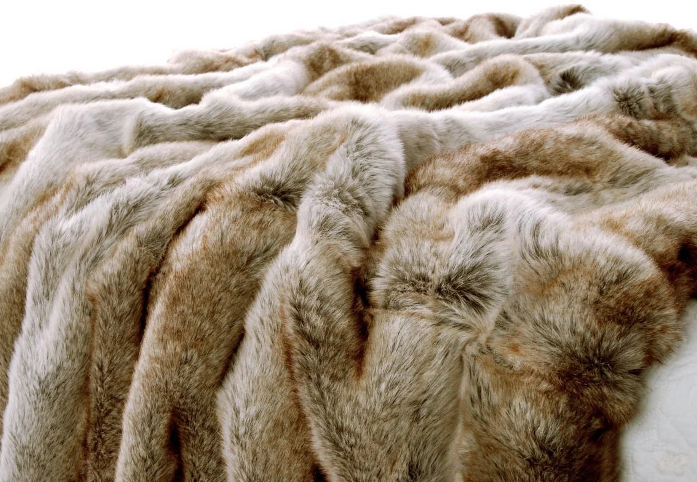 Wohndecke Felldecke Kunstfell Wolf hell gestreift Grau Braun Beige