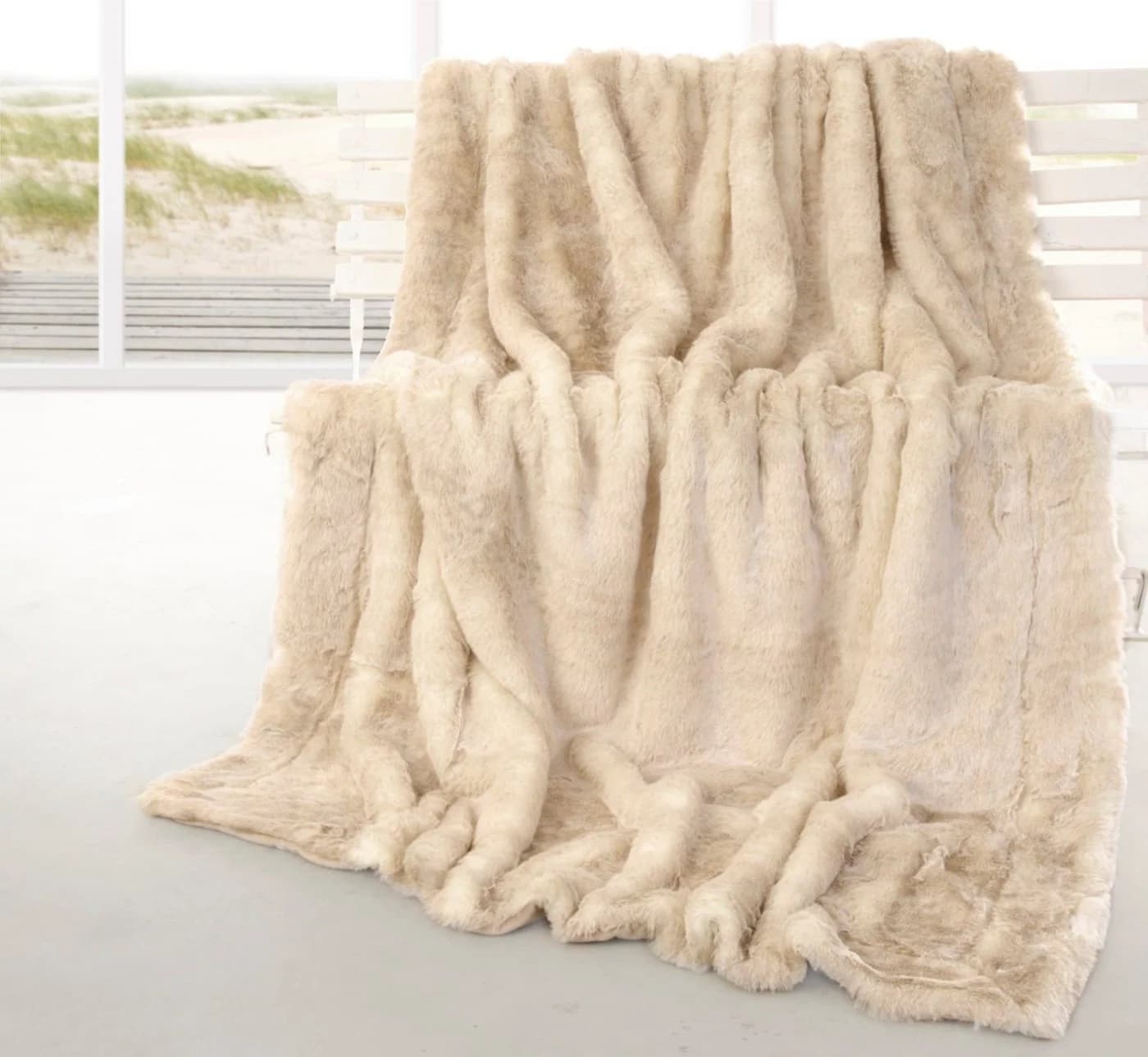 Premium Kunstfell-Wohndecke in verschiedenen Größen