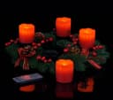 SPETEBO Adventskranz mit 4 LED Kerzen & Fernbedienung Grün/Rot Bild 2