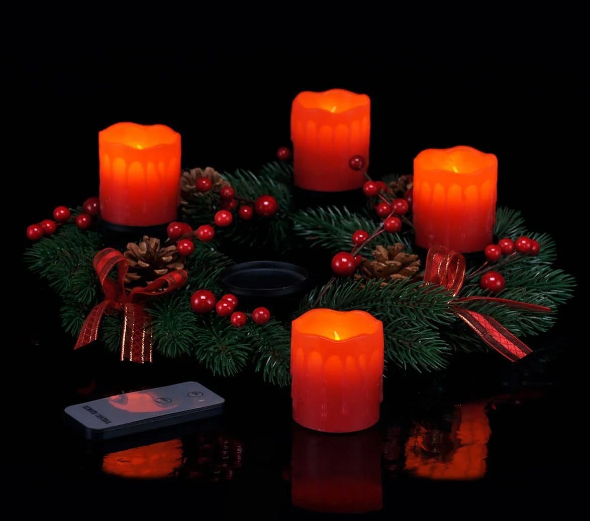 SPETEBO Adventskranz mit 4 LED Kerzen & Fernbedienung Grün/Rot - Bild 2