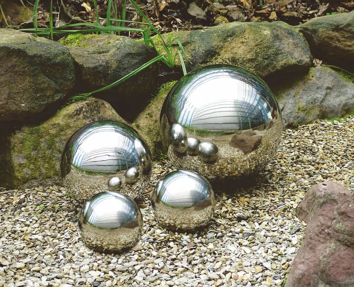 Spetebo Edelstahl Dekokugel 4er Set Glänzend Silber Garten