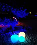 TRANGO LED Solarleuchte 3er Set Solarkugeln IP44 Weiß matt RGB & Warmweiß Bild 3