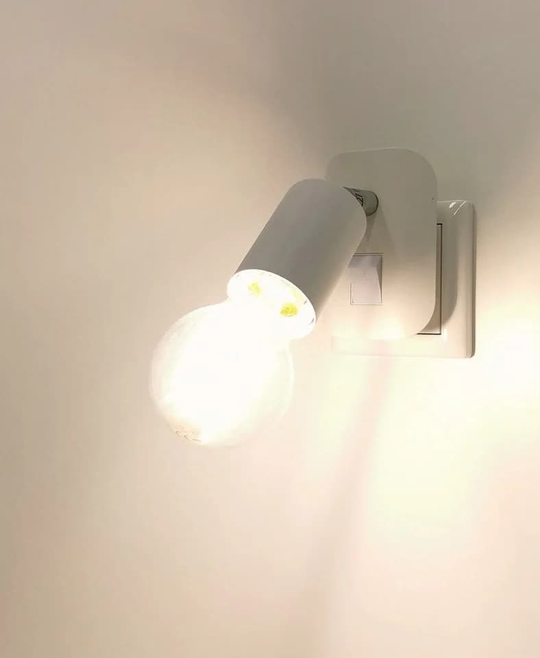 TRANGO LED Steckdosenleuchte Weiß matt 8 Watt warmweiß - Bild 3