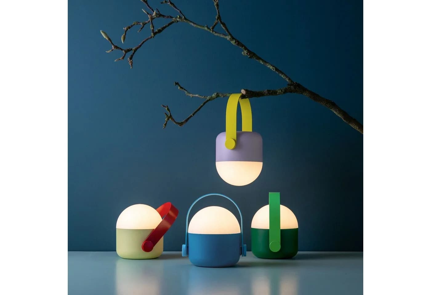 Remember LED Tischleuchte Ole Blau mit farbenfrohem Design - Bild 5