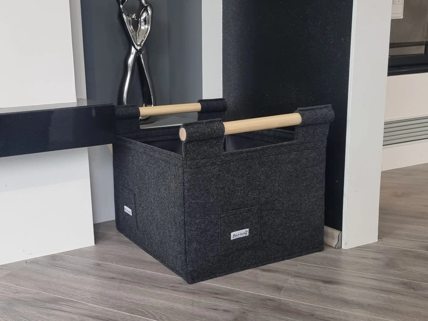 Stich-haltig Kaminholzkorb L mit Holzgriffen - Premium - abriebfestes Innenfutter