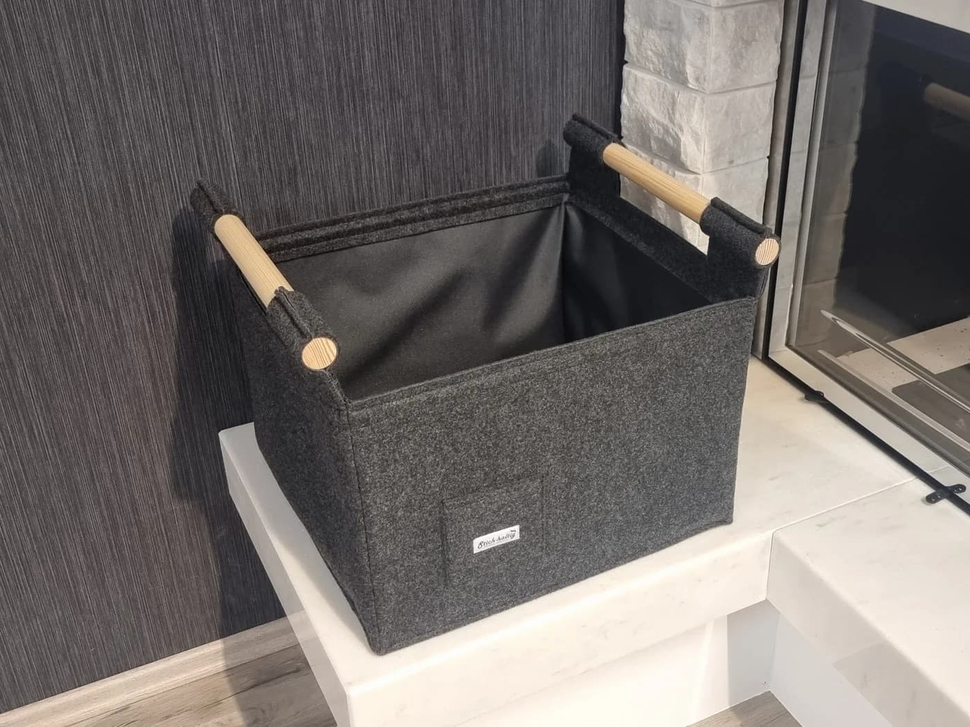 Stich-haltig Kaminholzkorb L mit Holzgriffen - Premium - abriebfestes Innenfutter - Bild 5