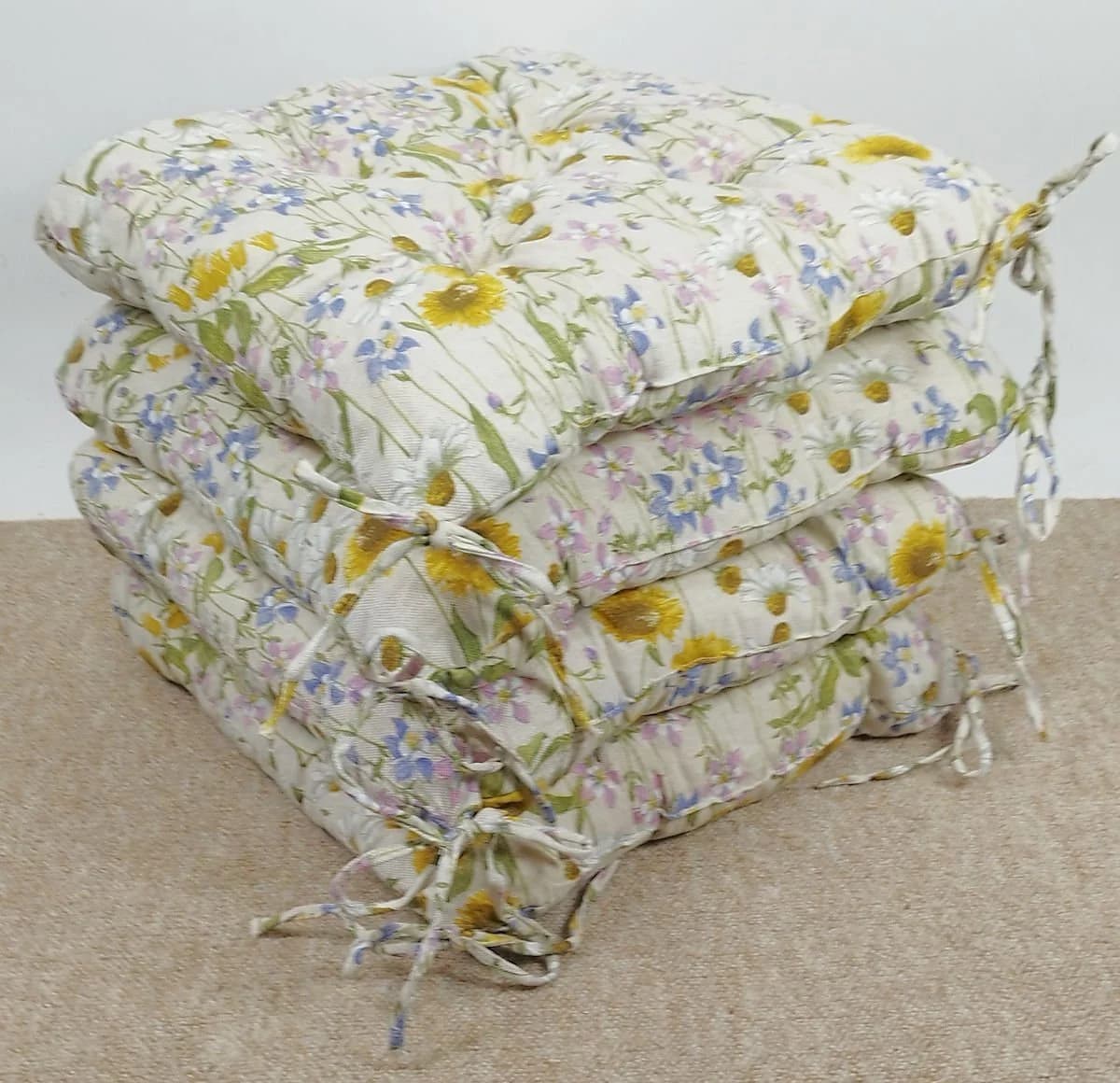 Rattani Stuhlkissen Set 4-tlg. 42x42 cm Blumenwiese Beige