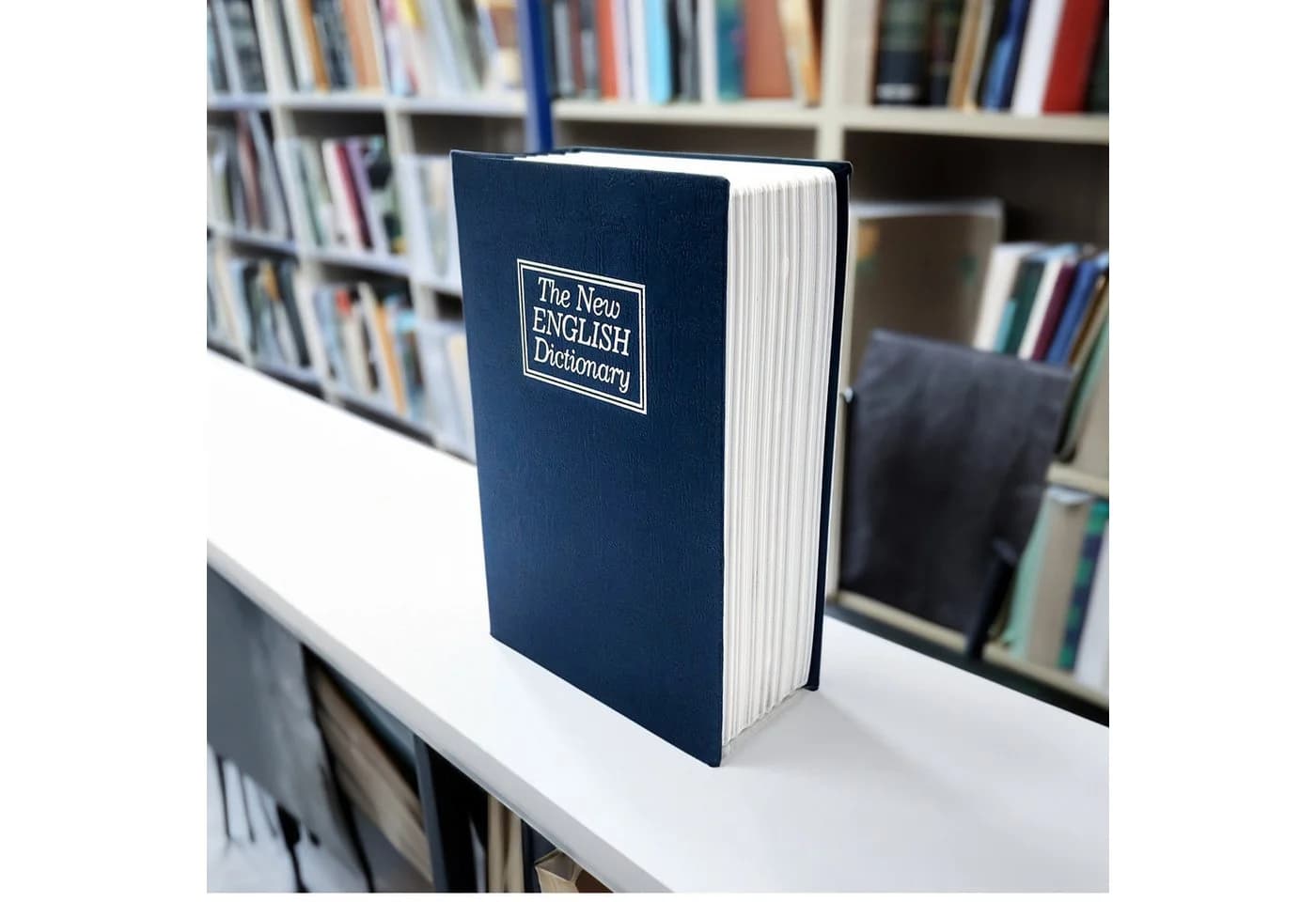 Mad Monkey Buchtresor als englisches Wörterbuch mit Schloss