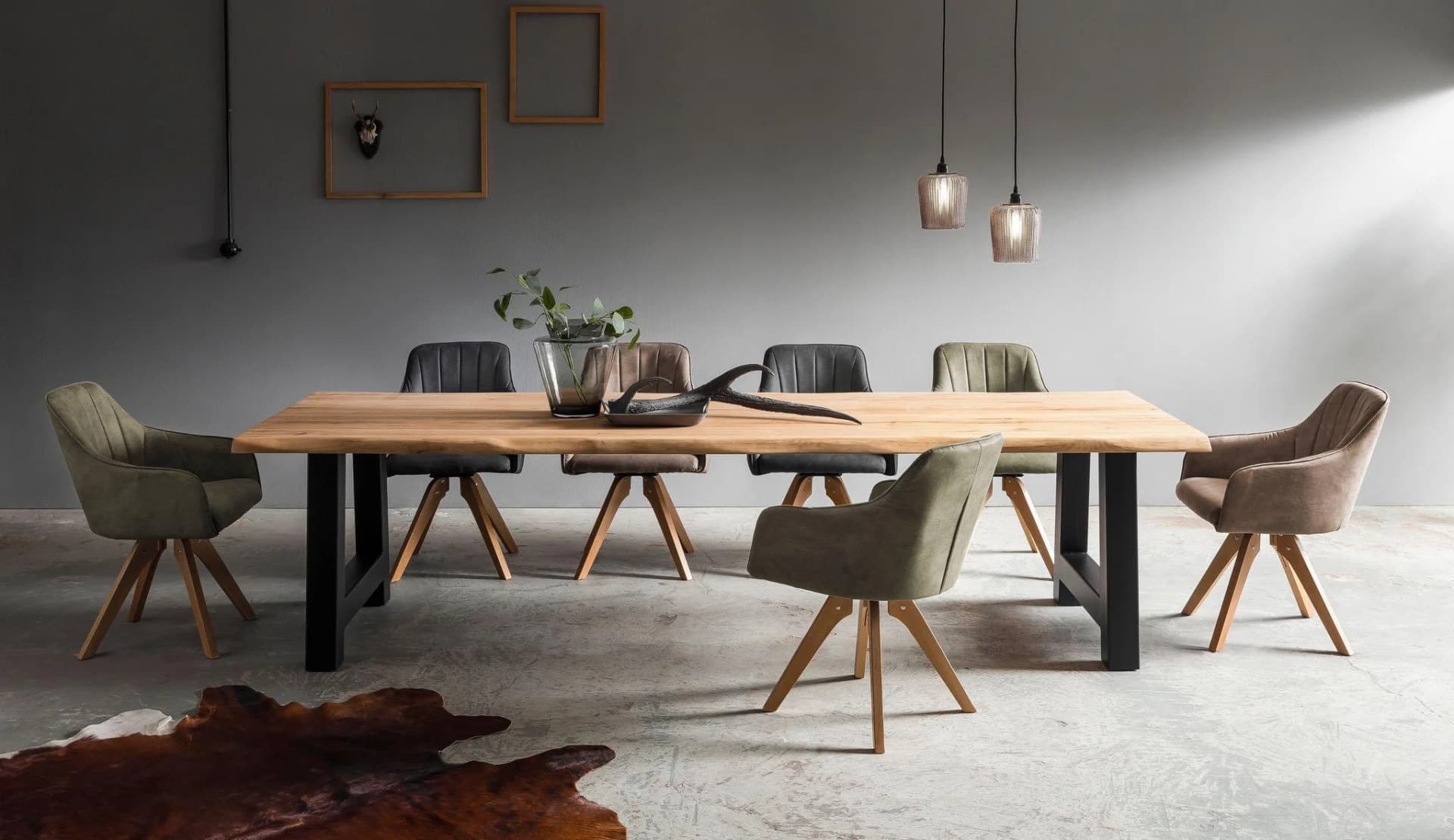 HOME AFFAIRE Esstisch Tristan Wildeiche Schwarz Metall