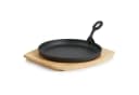 BBQ-Toro 6er Gusseisen Servierpfännchen-Set mit Holzbrett Ø 22 cm Bild 5