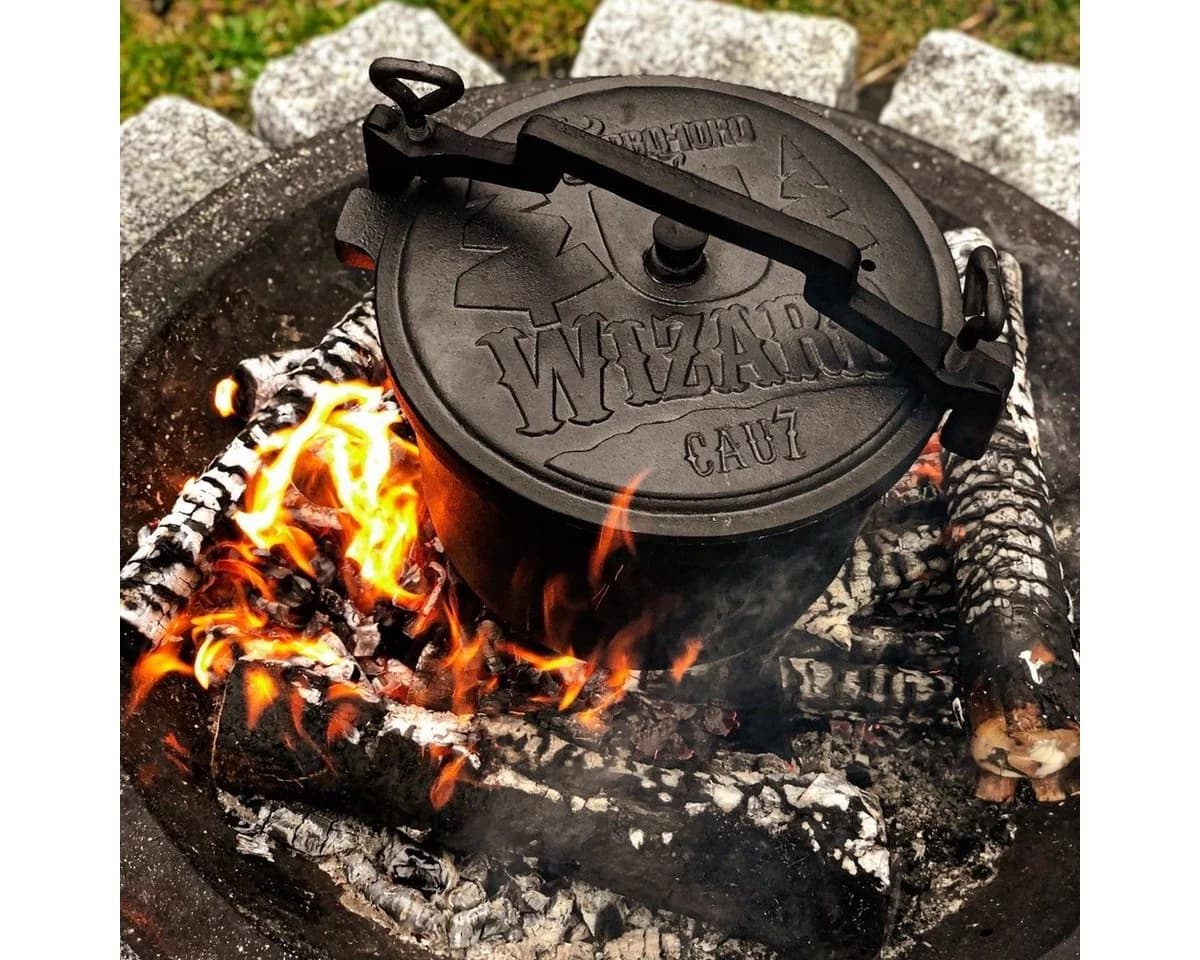BBQ-Toro Zauberkessel Wizard 10L Gusseisen mit Beinen