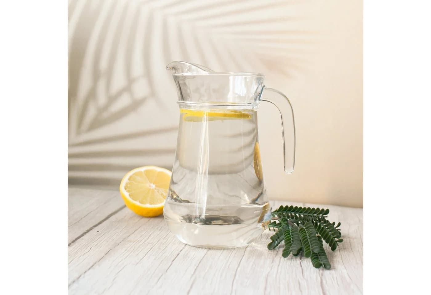 Sendez Wasserkaraffe Glaskrug mit Henkel 1 L transparent