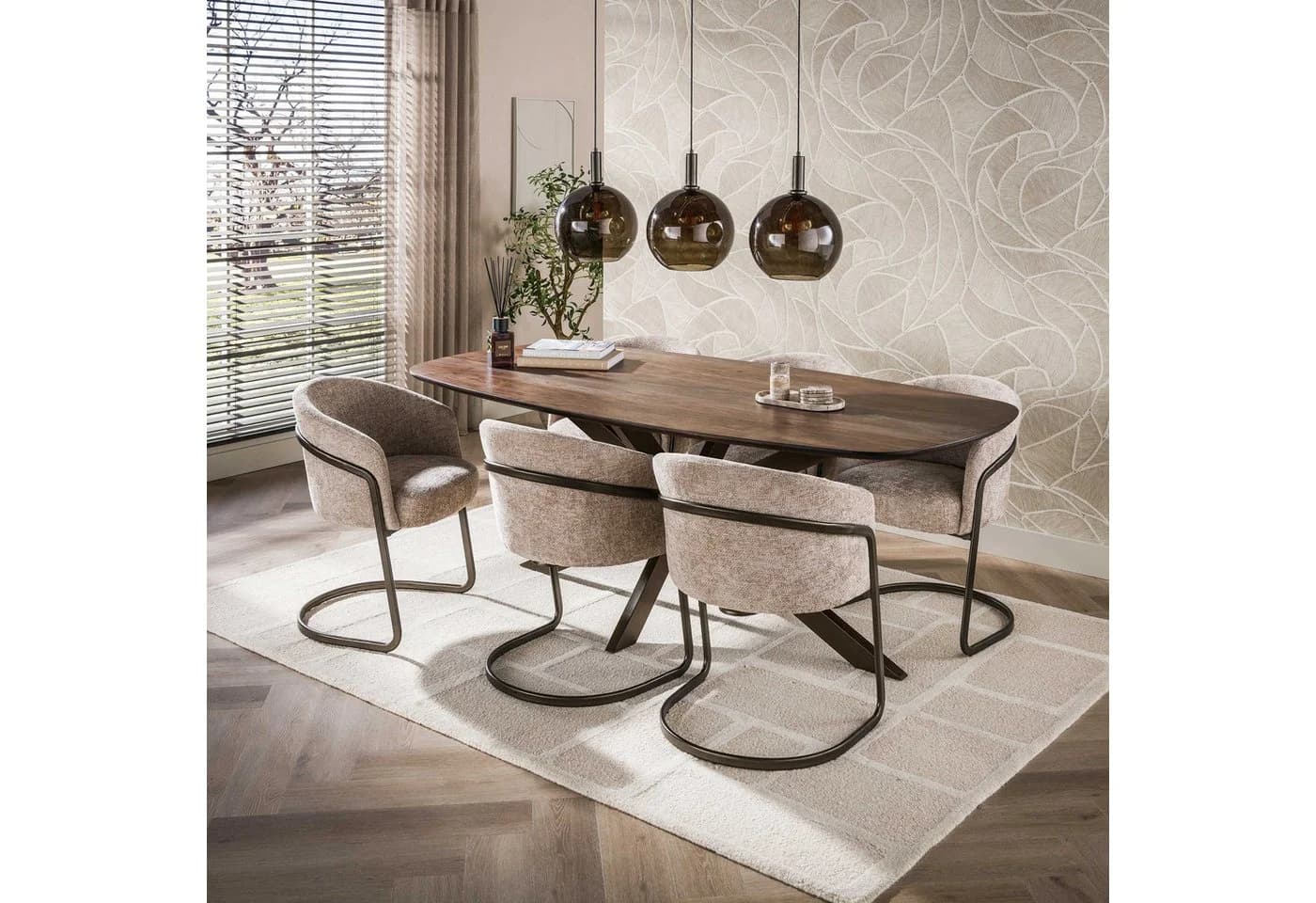 LEVEN Lifestyle Esstisch ESCANDI Oval Akazie massiv braun - Bild 4