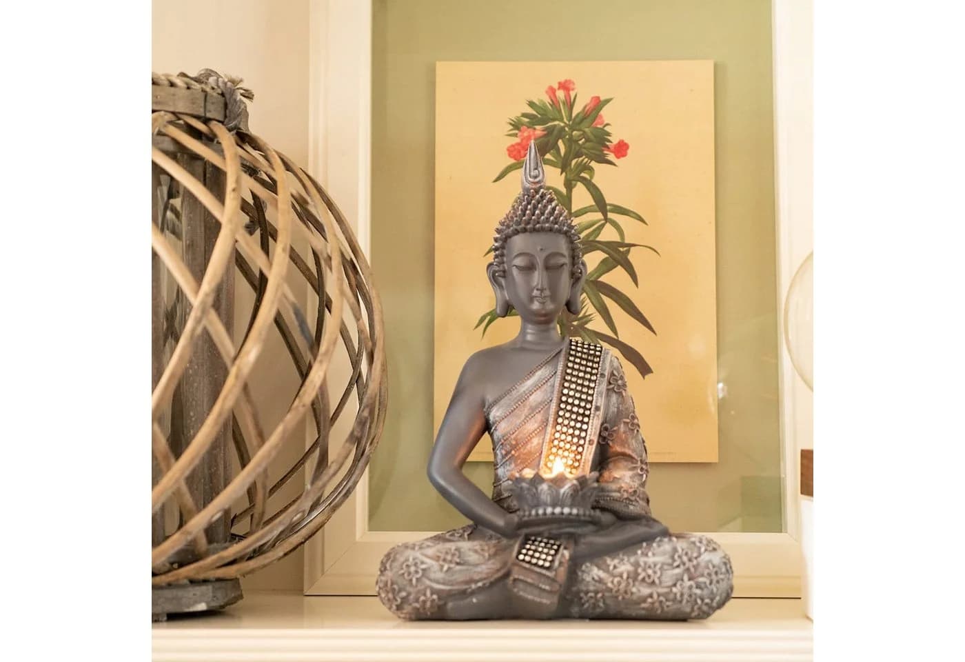 INtrenDU Buddhafigur mit Teelichthalter und Strass-Schärpe - Bild 3