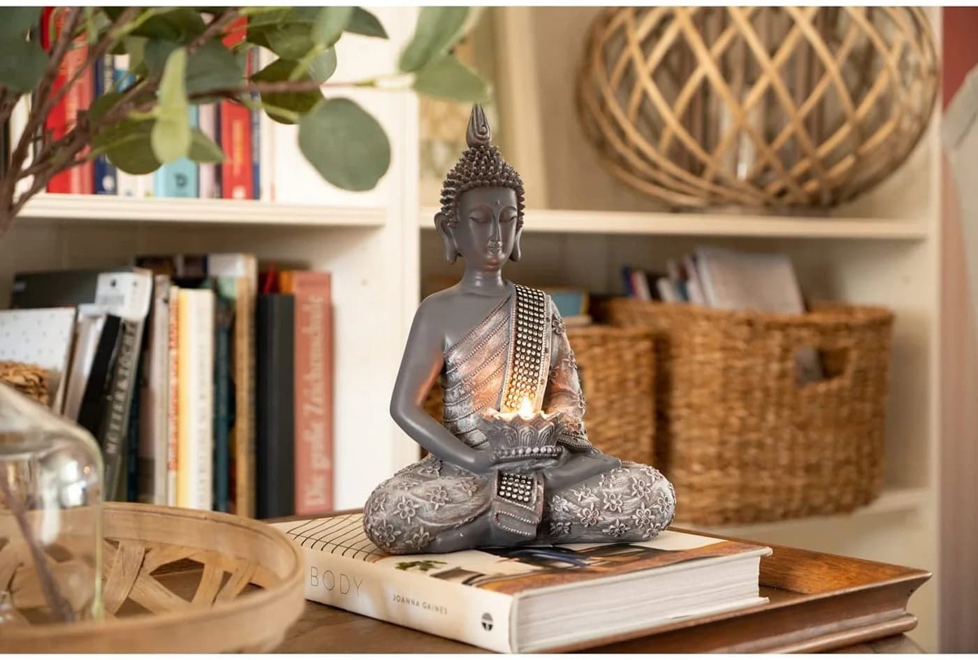 INtrenDU Buddhafigur mit Teelichthalter und Strass-Schärpe - Bild 4