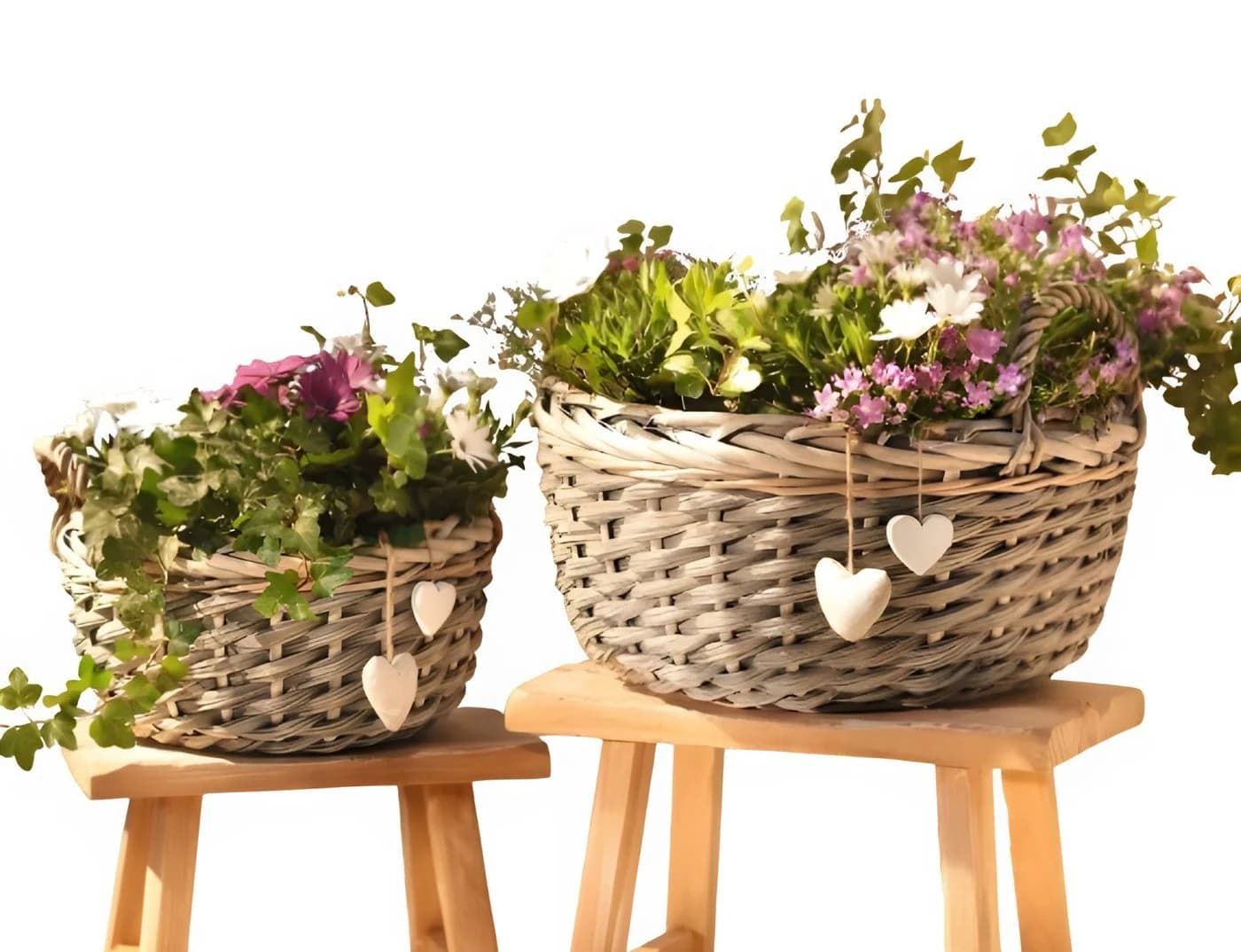 Dekoleidenschaft Pflanzschale Pflanzkörbe aus Weide, grau, Pflanztopf, Blumenschale mit Deko-Herzen (2 St., im Set) - Bild 2