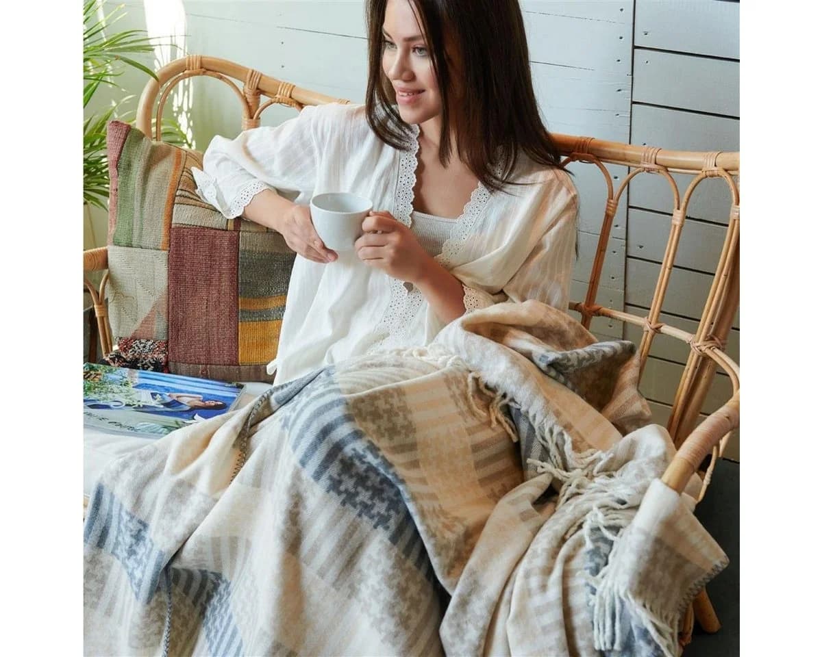 SEI Design Kuscheldecke Flauschig Bunt 150x200 cm - Bild 2