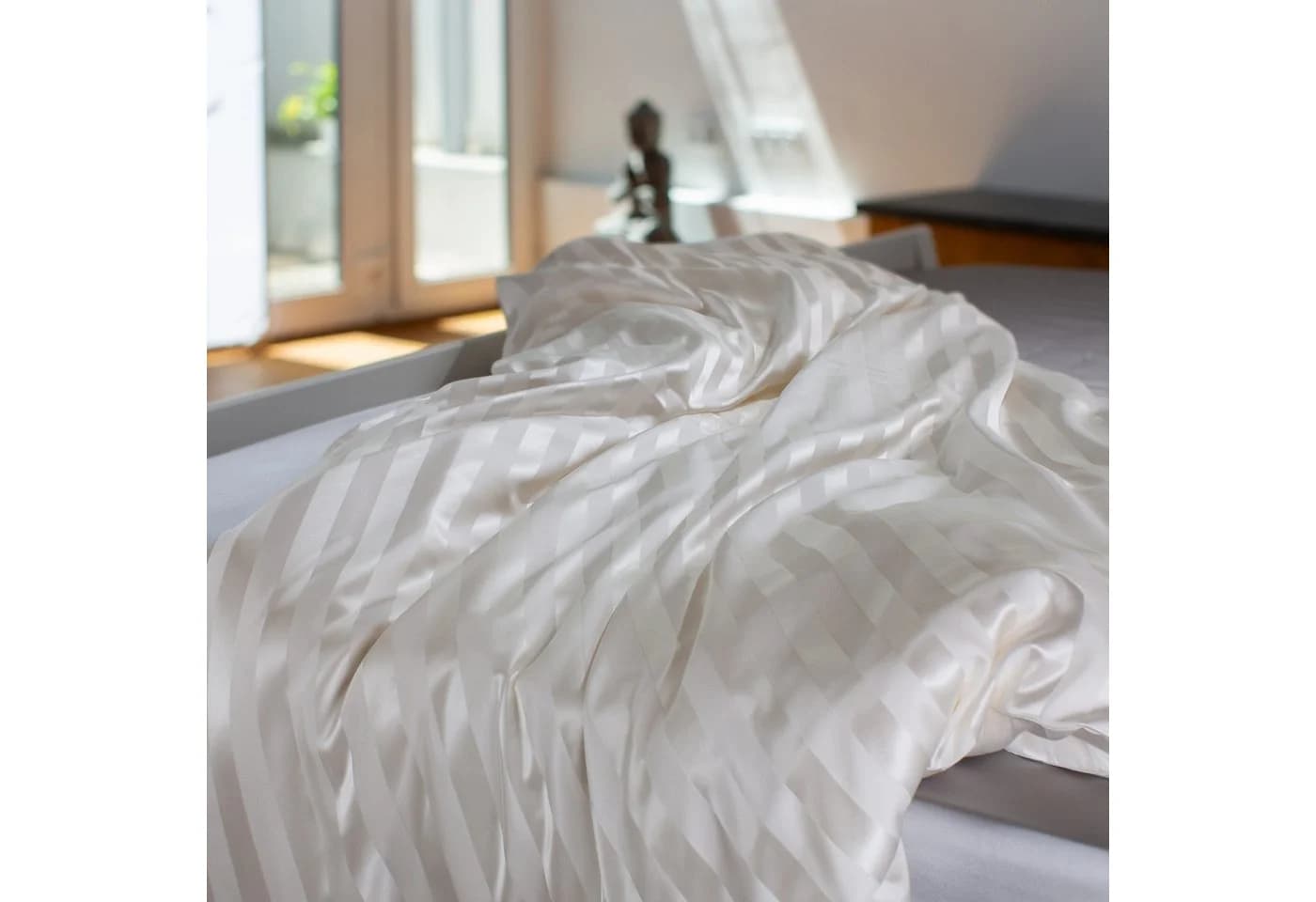 orignee Kissenbezug 100% Seide 19 Momme Streifensatin Weiss